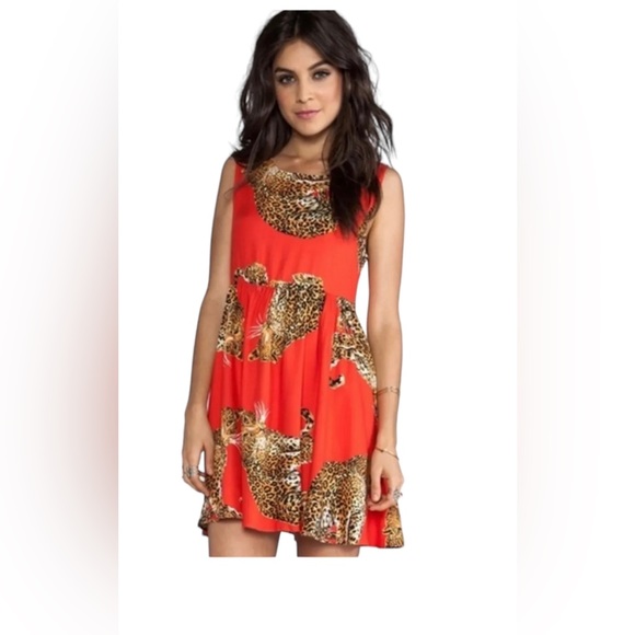 MINKPINK Dresses & Skirts - MINKPINK Red Leopard Sleeveless Dress L